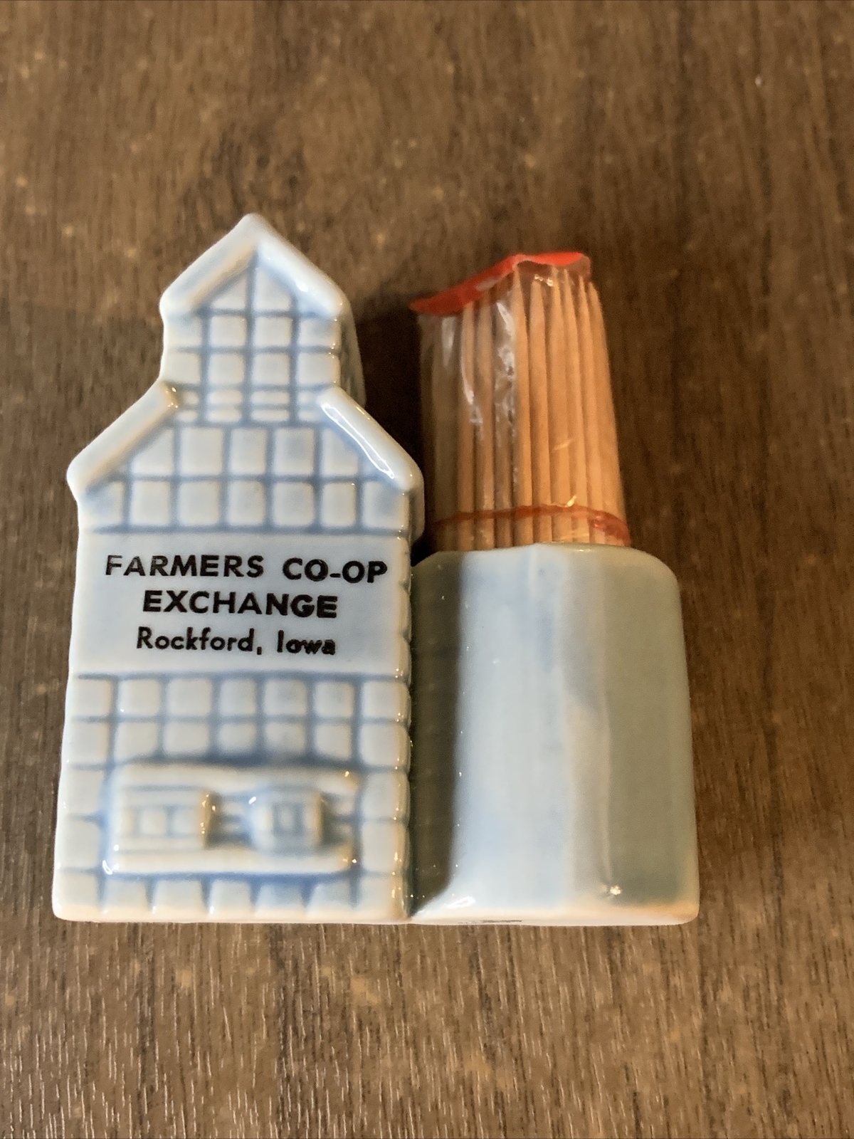 Vtg Farmers Co- Op Exchange – Rockford, Iowa – Toothpick Holder – Made In Japan