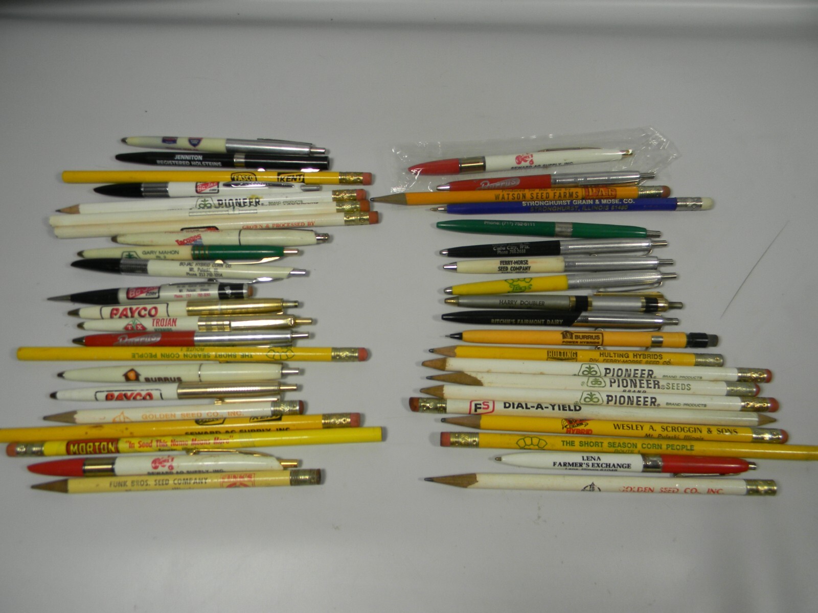 Farm Supply and Seed Company Advertising Pens and Pencils Lot of 40 – 5B