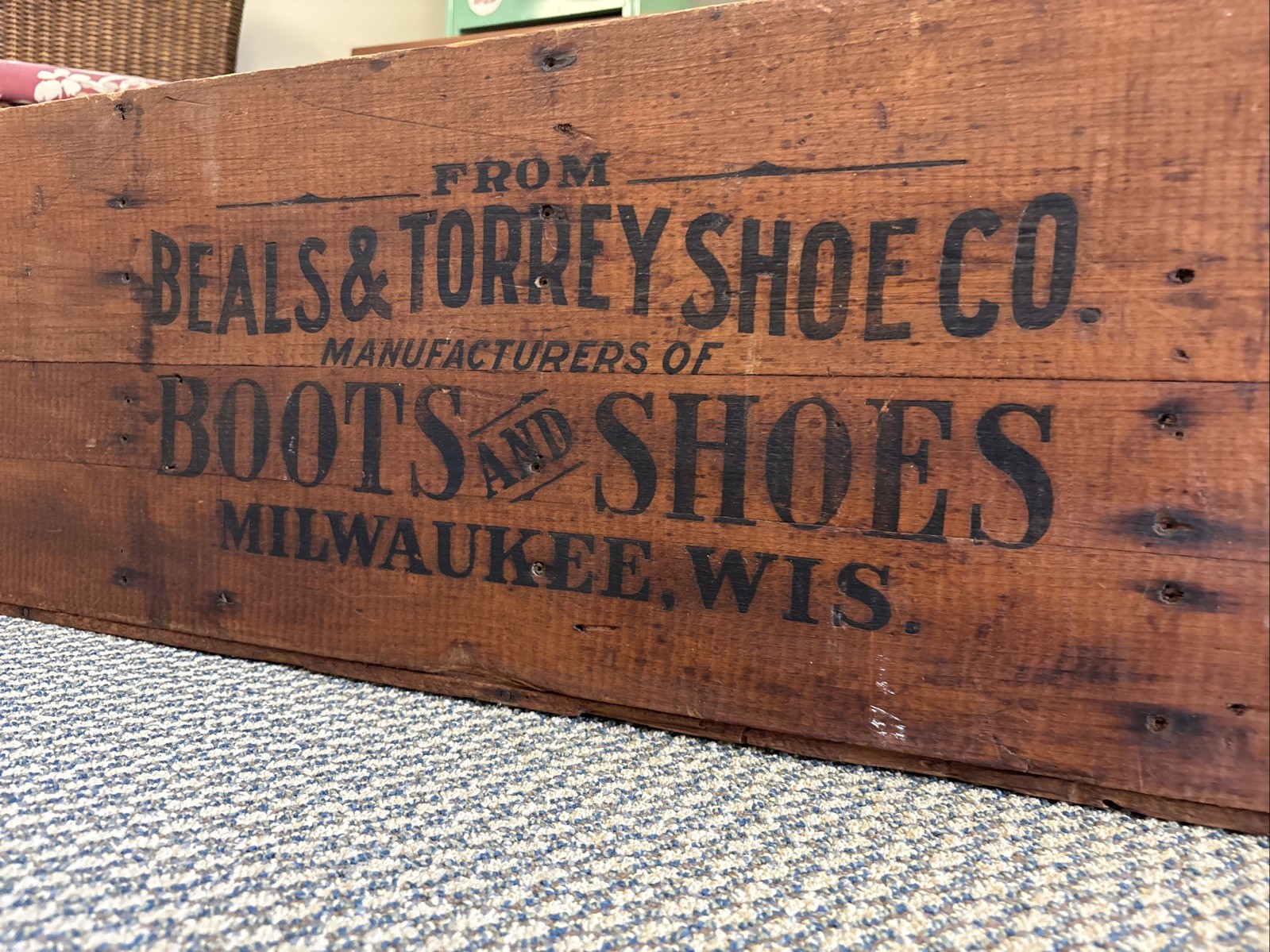 XL Antique Wooden Crate Beals & Torrey Shoe Co. Milwaukee Wisconsin Boot Box