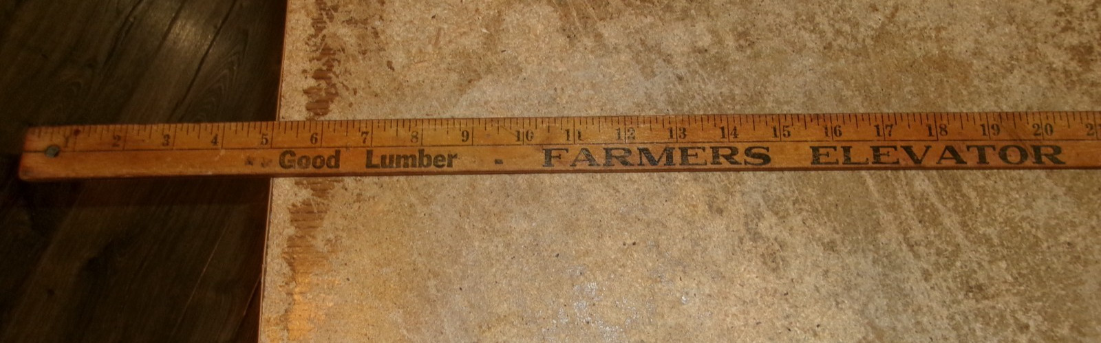 vintage farmers elevator co. yorkville/kentland il. 36&Prime; wood yardstick good used