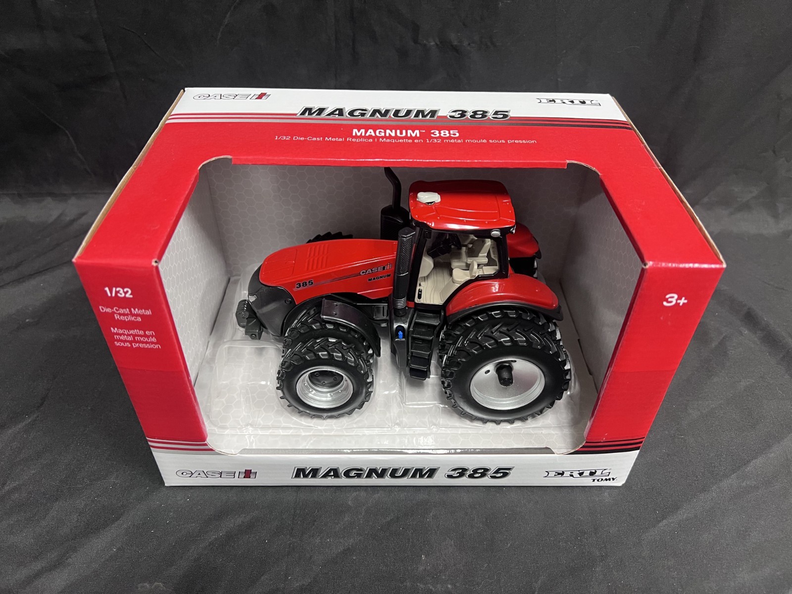 CASE H 385 MAGNUM 1/32 DIECAST REPLICA ZFN 44456