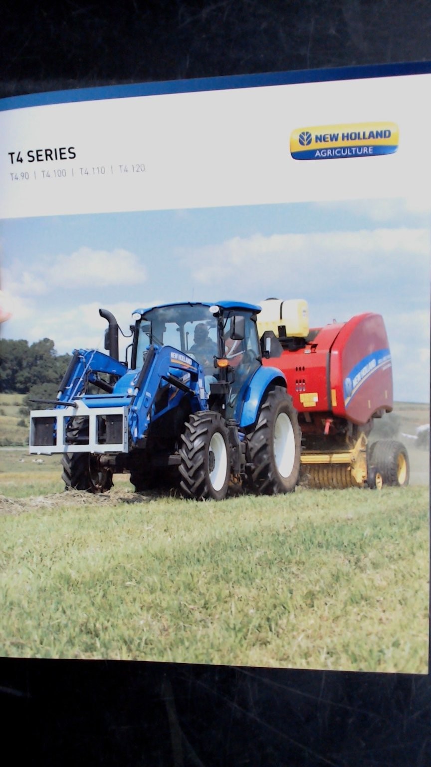 New Holland Agriculture T4 Series Brochure Vintage Tractor Catalog