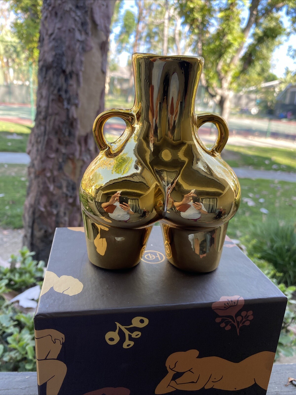 NEW ONYX HAUS BODY VASE FEMALE FORM GOLD