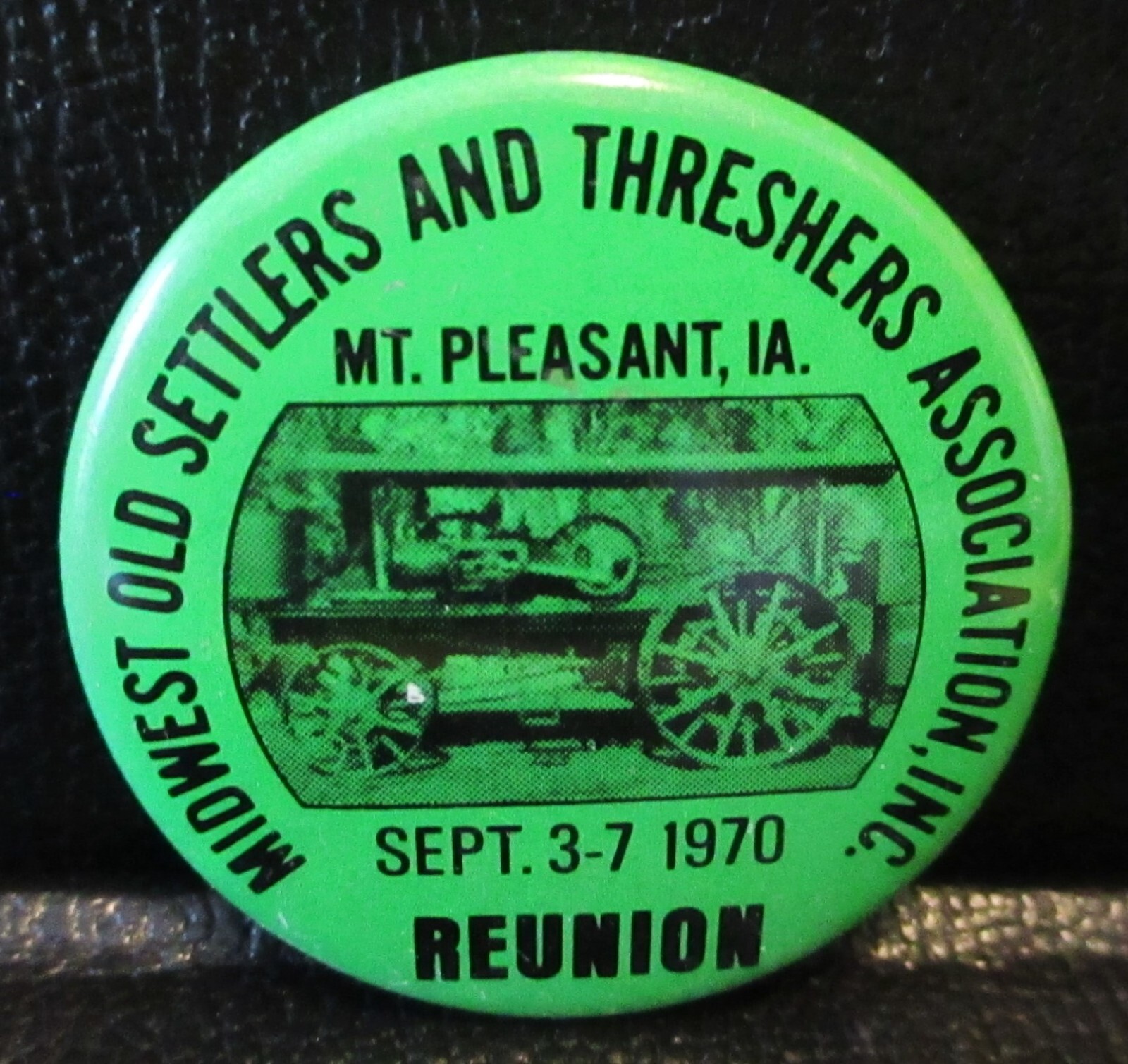 1970 Midwest Threshers Reunion Mt Pleasant Iowa Steam Tractor Pinback Button
