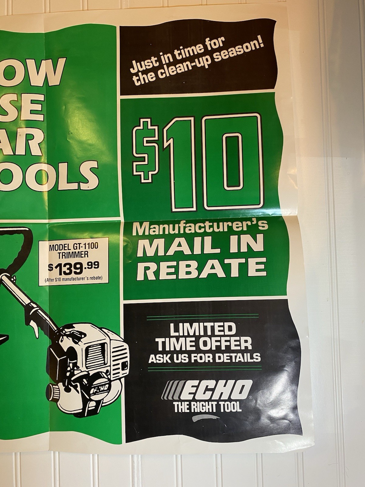 Vintage Echo Chain Saws Tools Advertising Poster Sign Green Black White 25&Prime;x22&Prime;
