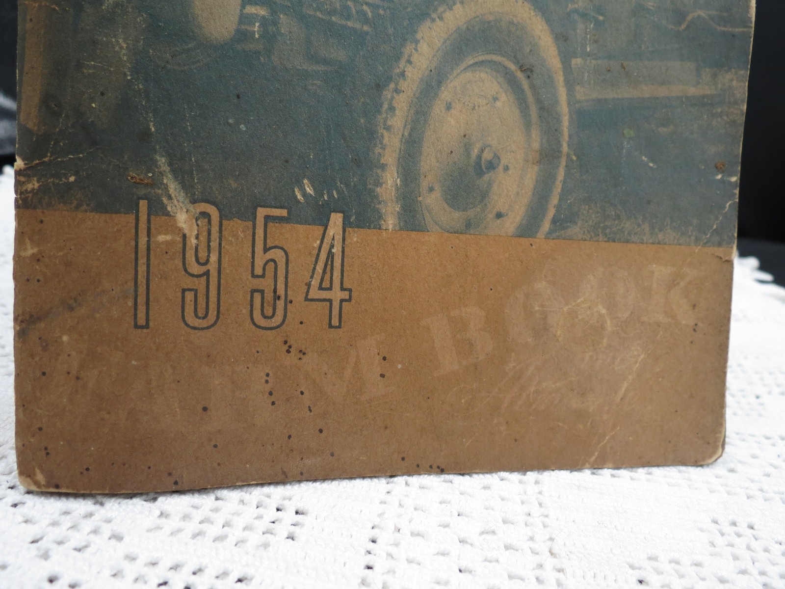 Vintage 1954 The Farm Book Cities Services Oils Booklet- Almanac