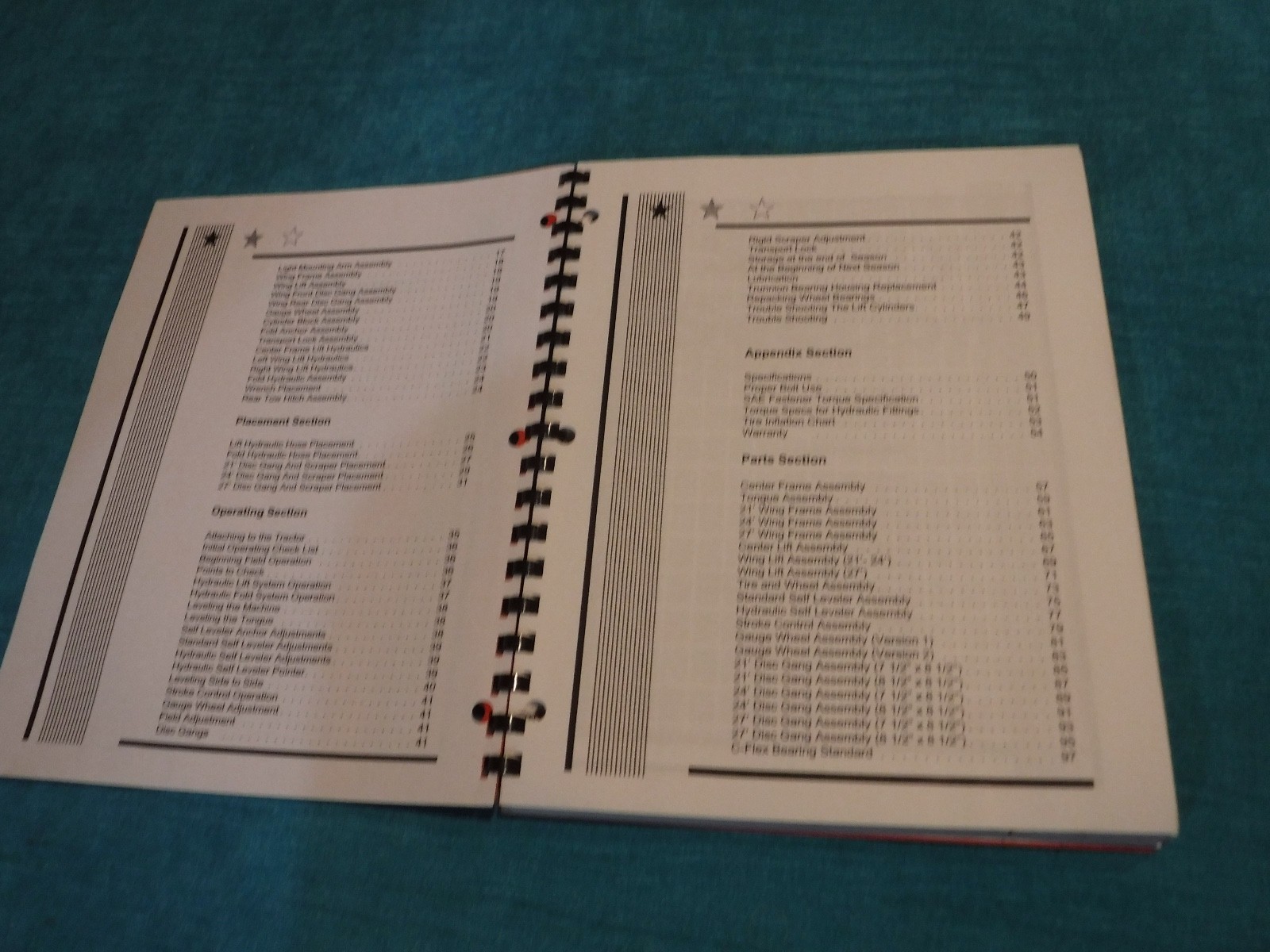 TANDOM DISC 1233 21&prime; – 27&prime; WIDE CENTER OPERATORS MANUAL SUNFLOWER 2003 BOOK