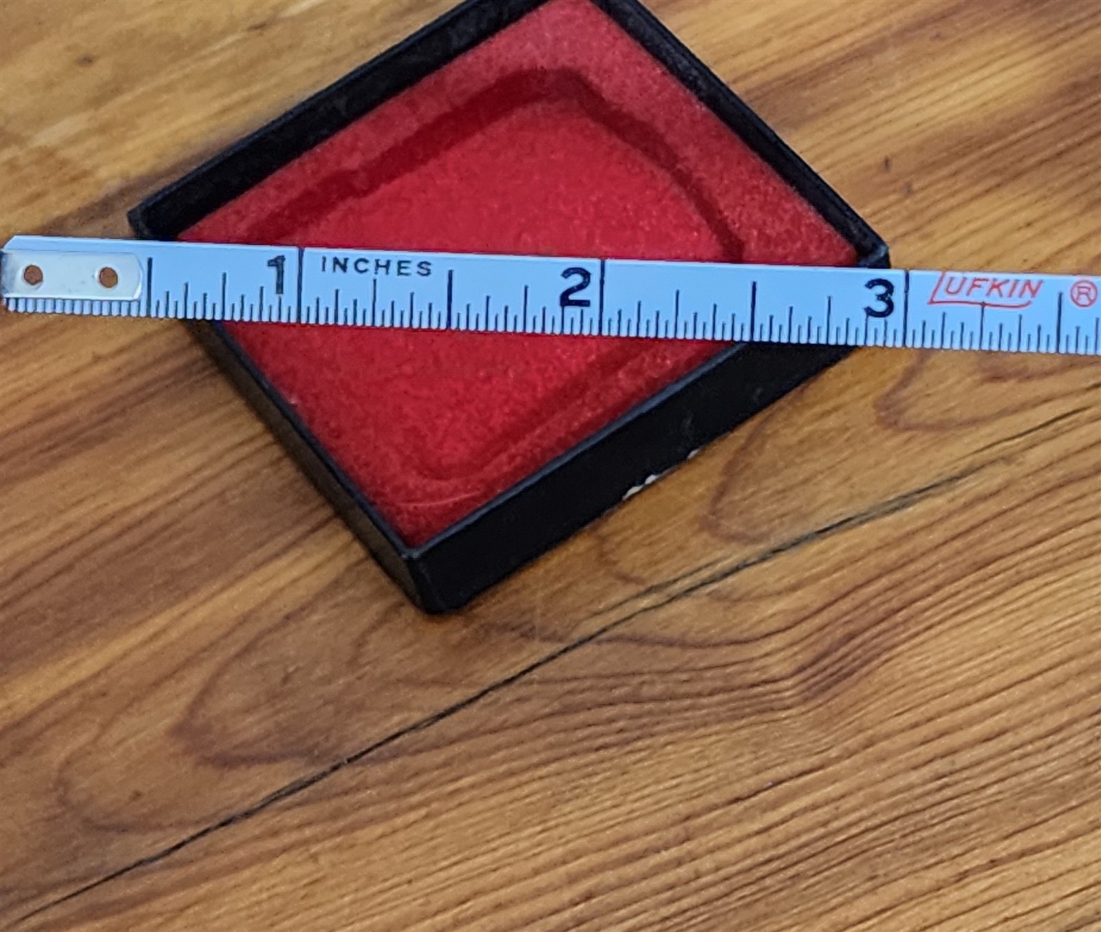 VINTAGE MYERS, INC COMPLETE FARM SERVICE LUFKIN TAPE MEASURE NO LID FOR BOX
