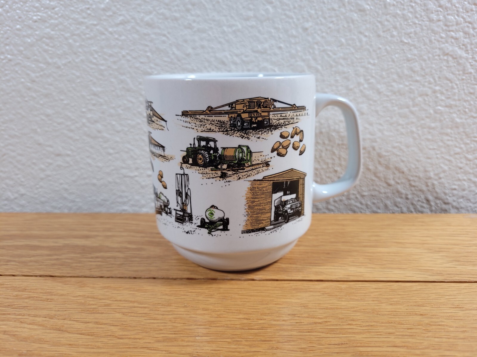 HEART OF IOWA CO-OP Farmers Vintage 1989 Farm Logos Memorabilia Coffee CUP / MUG