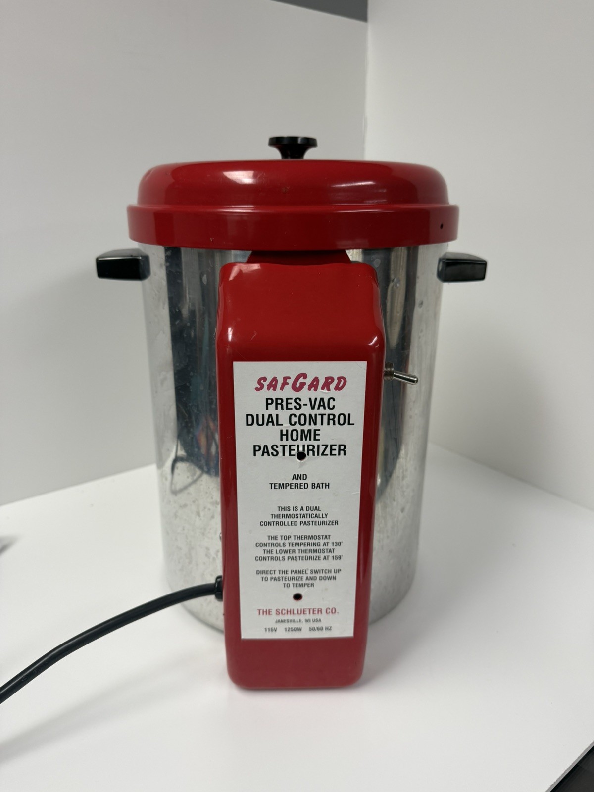 SafGard Pres-vac dual control/function home pasteurizer and tempted bath