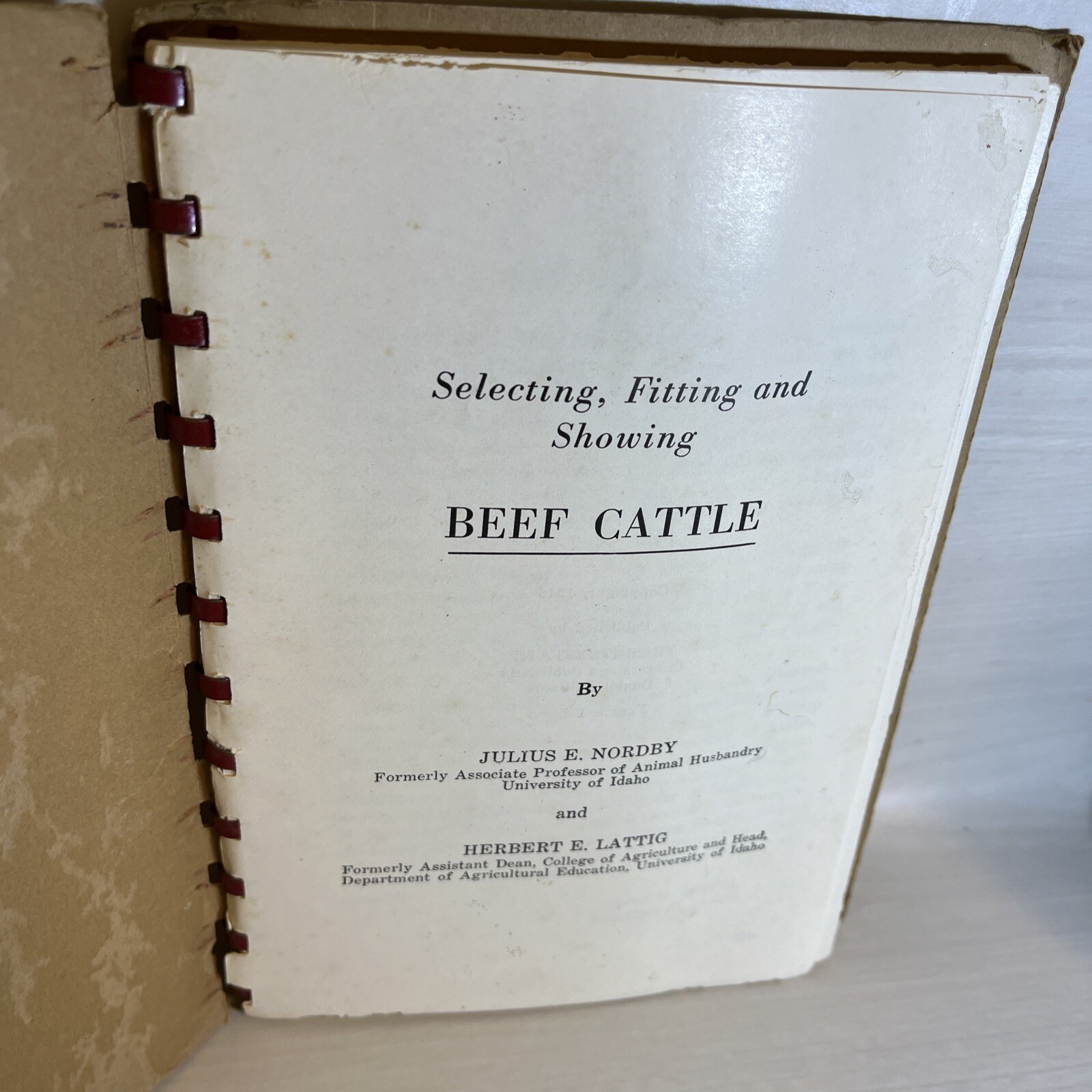 Beef Cattle Selecting Fitting Showing Nord Be Lattig Fourth, Edition, 1948
