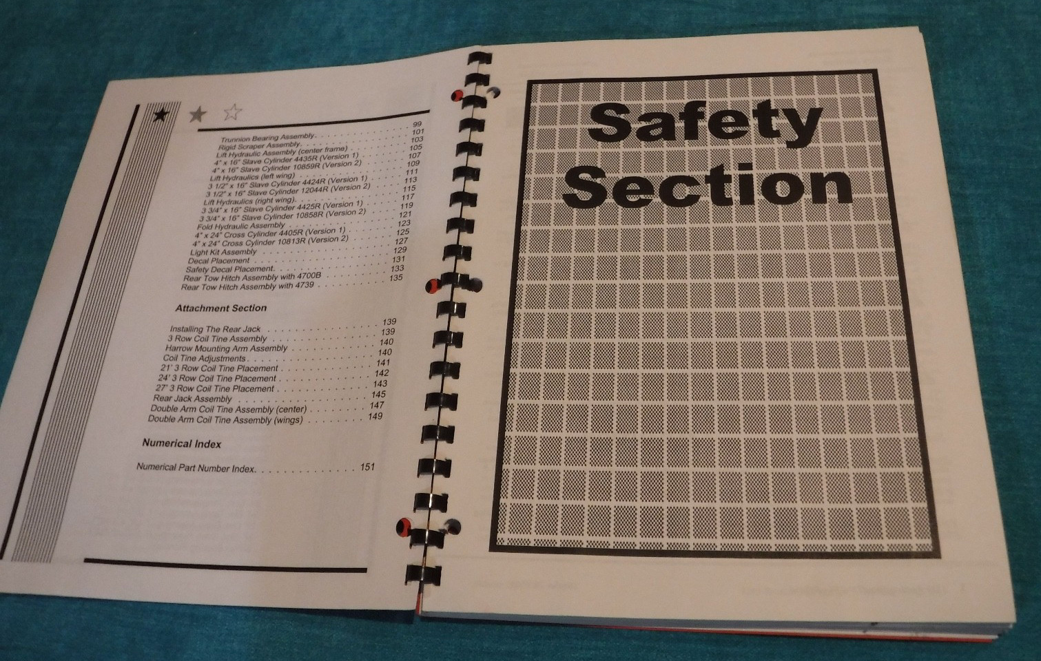 TANDOM DISC 1233 21&prime; – 27&prime; WIDE CENTER OPERATORS MANUAL SUNFLOWER 2003 BOOK