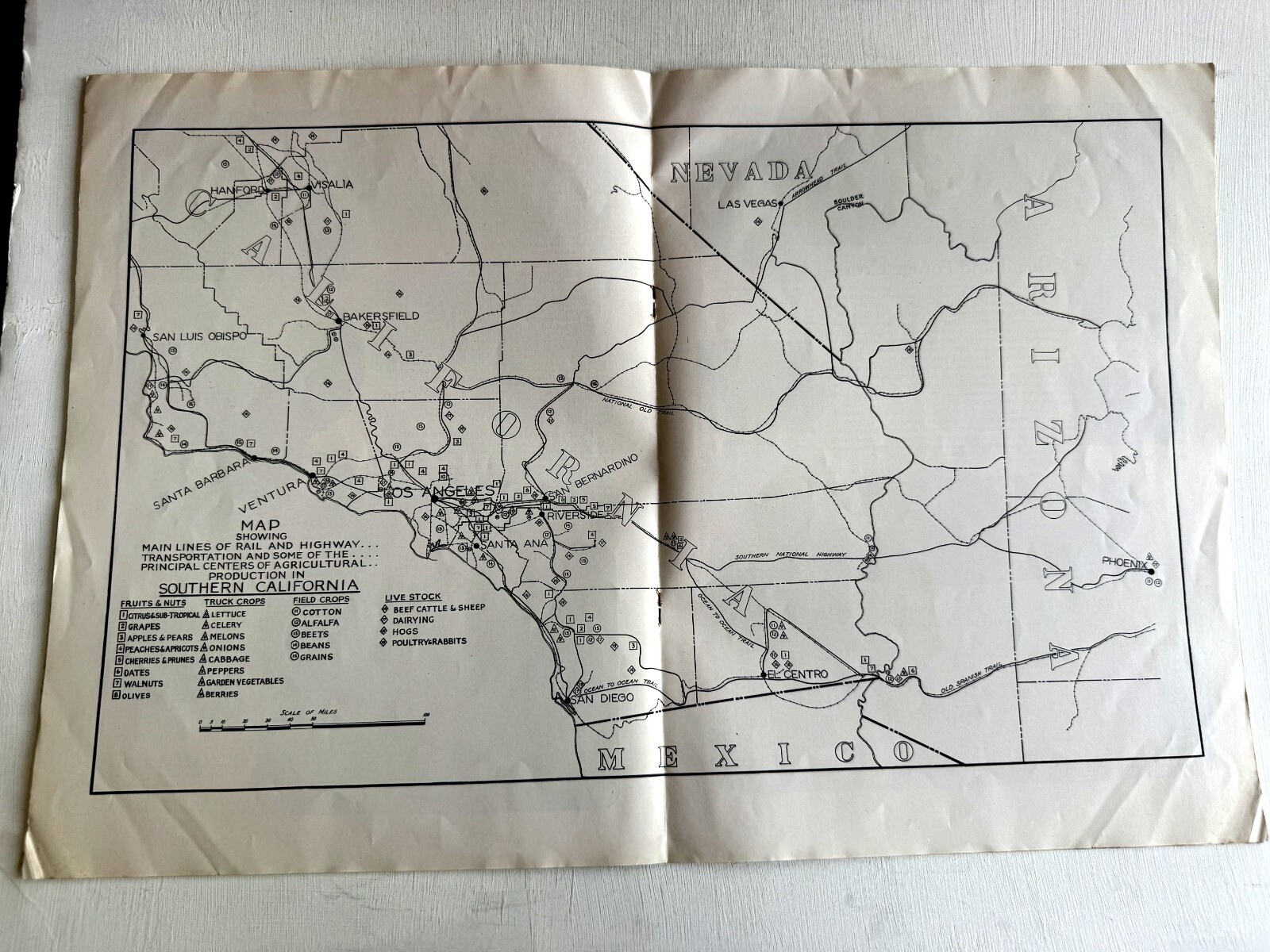 1927 Booklet- Los Angeles the Center of an Agricultural Empire