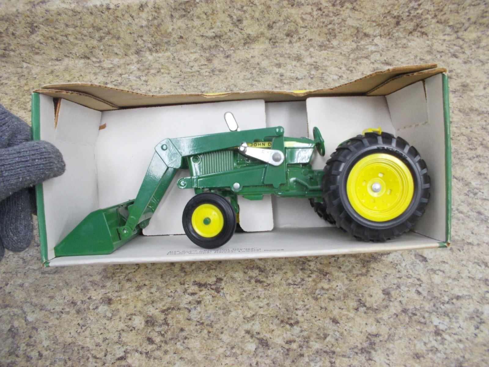 John Deere utility toy tractor w/ loader 1/16 Ertl Co. NIB IN Box 517