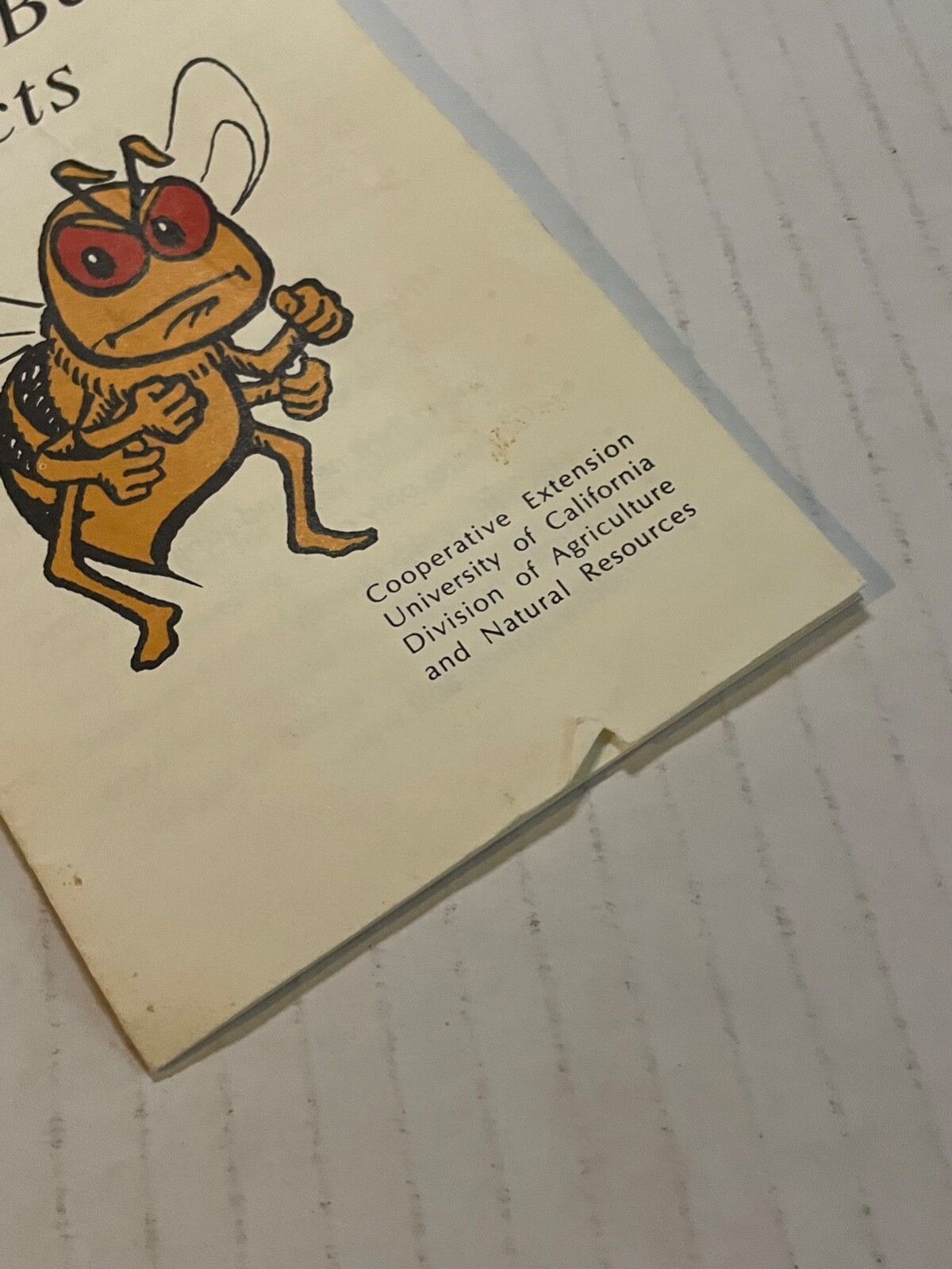 Bee Alert Africanized Honey Bee Facts California Brochure 1993 9×4