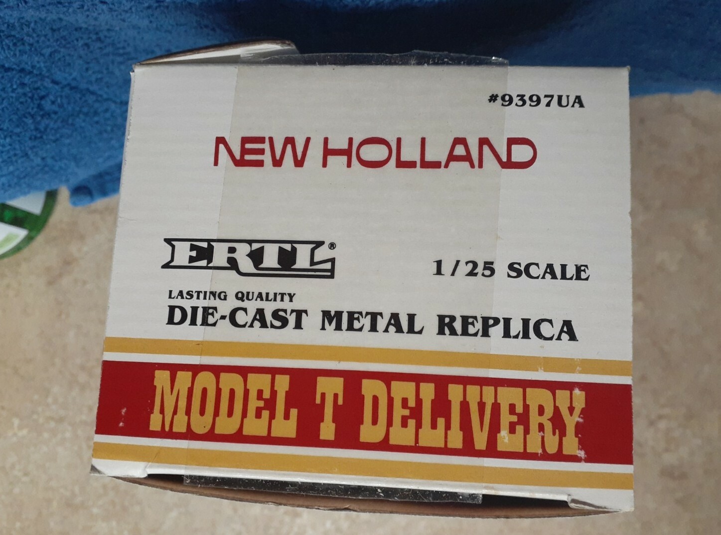 New Holland Model T Delivery Truck 1/25 Scale Diecast Bank by Ertl