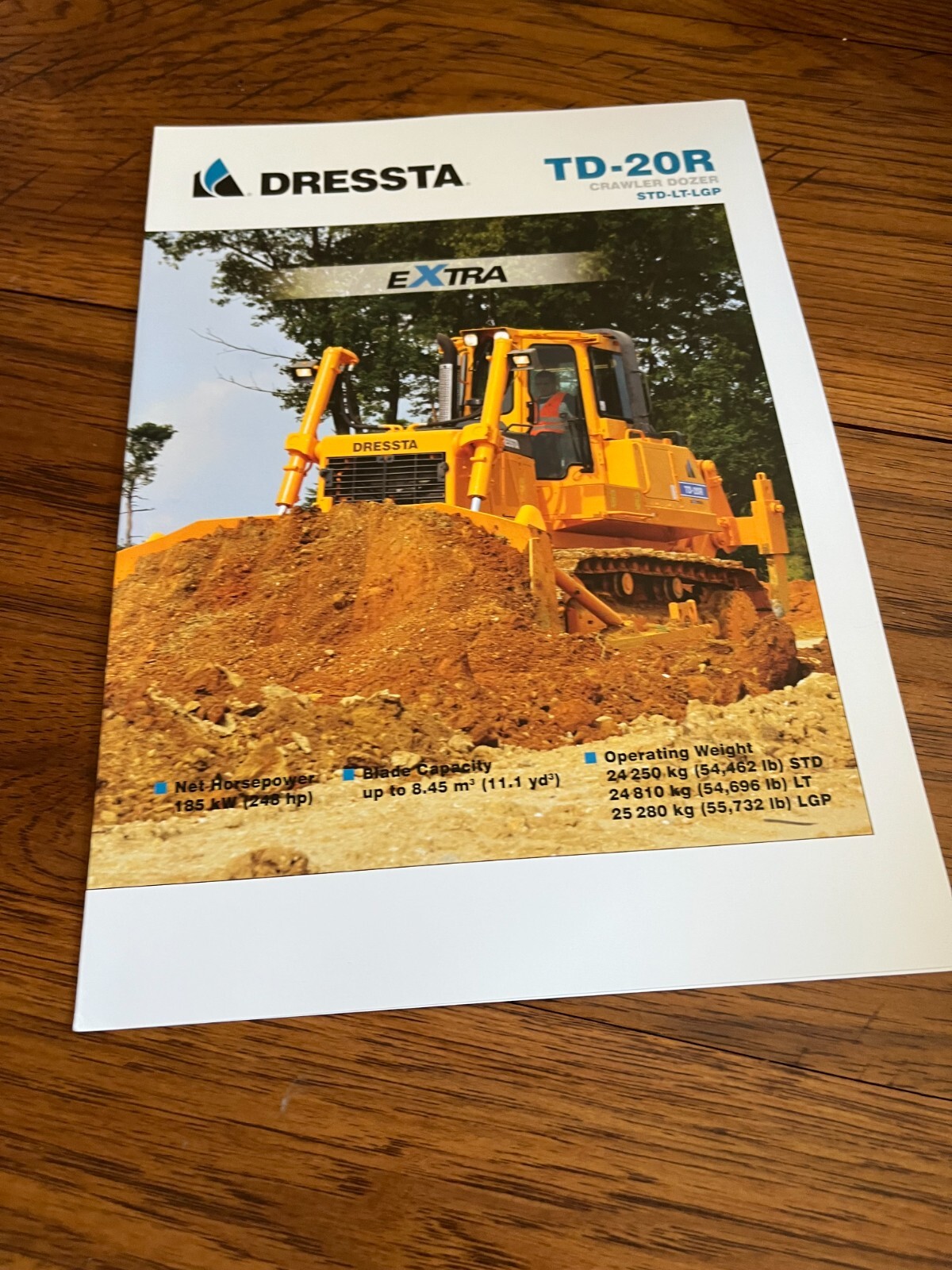 Dressta TD-20R Crawler Dozer Brochure FCCA