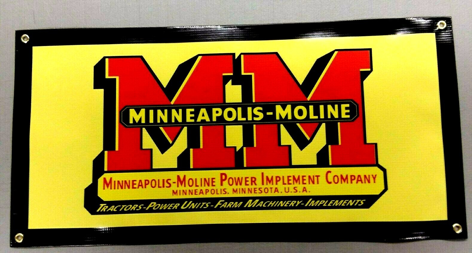 MINNEAPOLIS-MOLINE BANNER – 48&Prime; X 24&Prime;