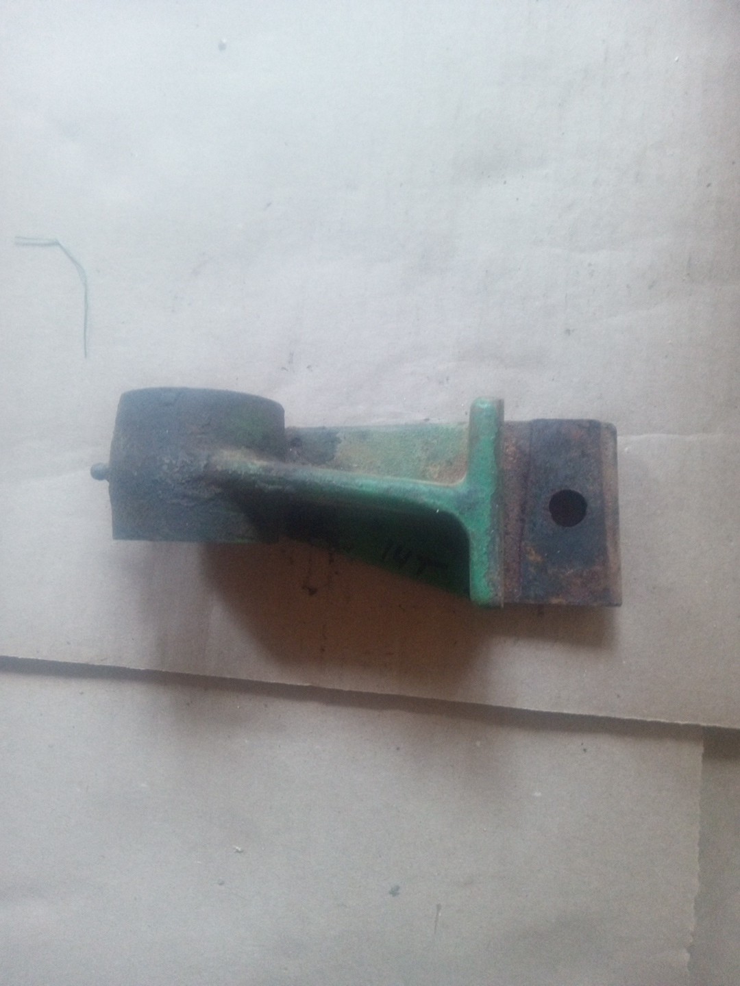 John Deere Support and Bushing Feeder House Front for a Late 14T Baler BP1623E