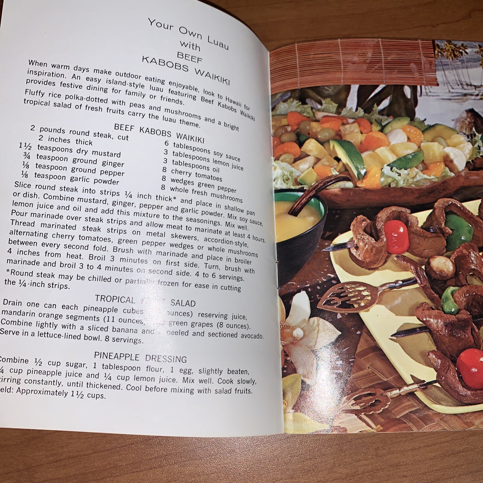 Vtg 1976 Iowa Beef Industry Iowa Corn Feed Beef Cook Booklet