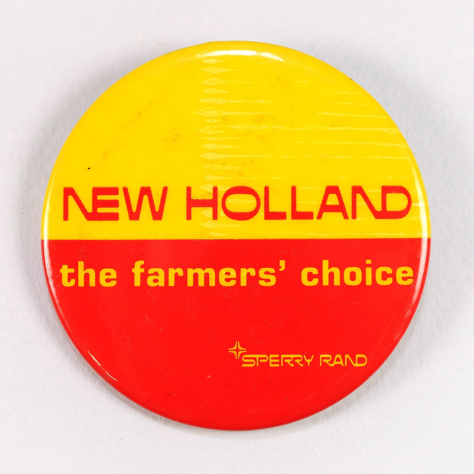 New Holland Farm Equipment Vintage Advertising Pinback Button 1960s-1970s