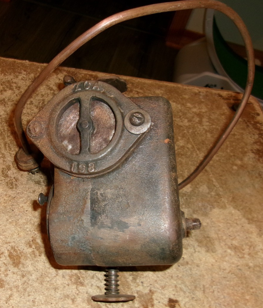 vintage ZCA4A unbranded carburetor for hit + miss engine untested used