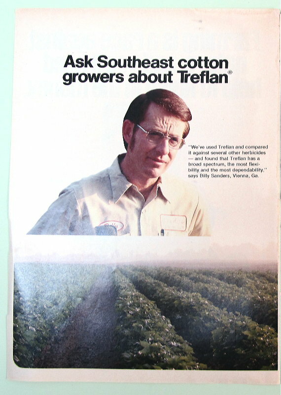 8×11 Original 1977 Fertilizer Photo Ad features Billy Sanders of Vienna Georgia
