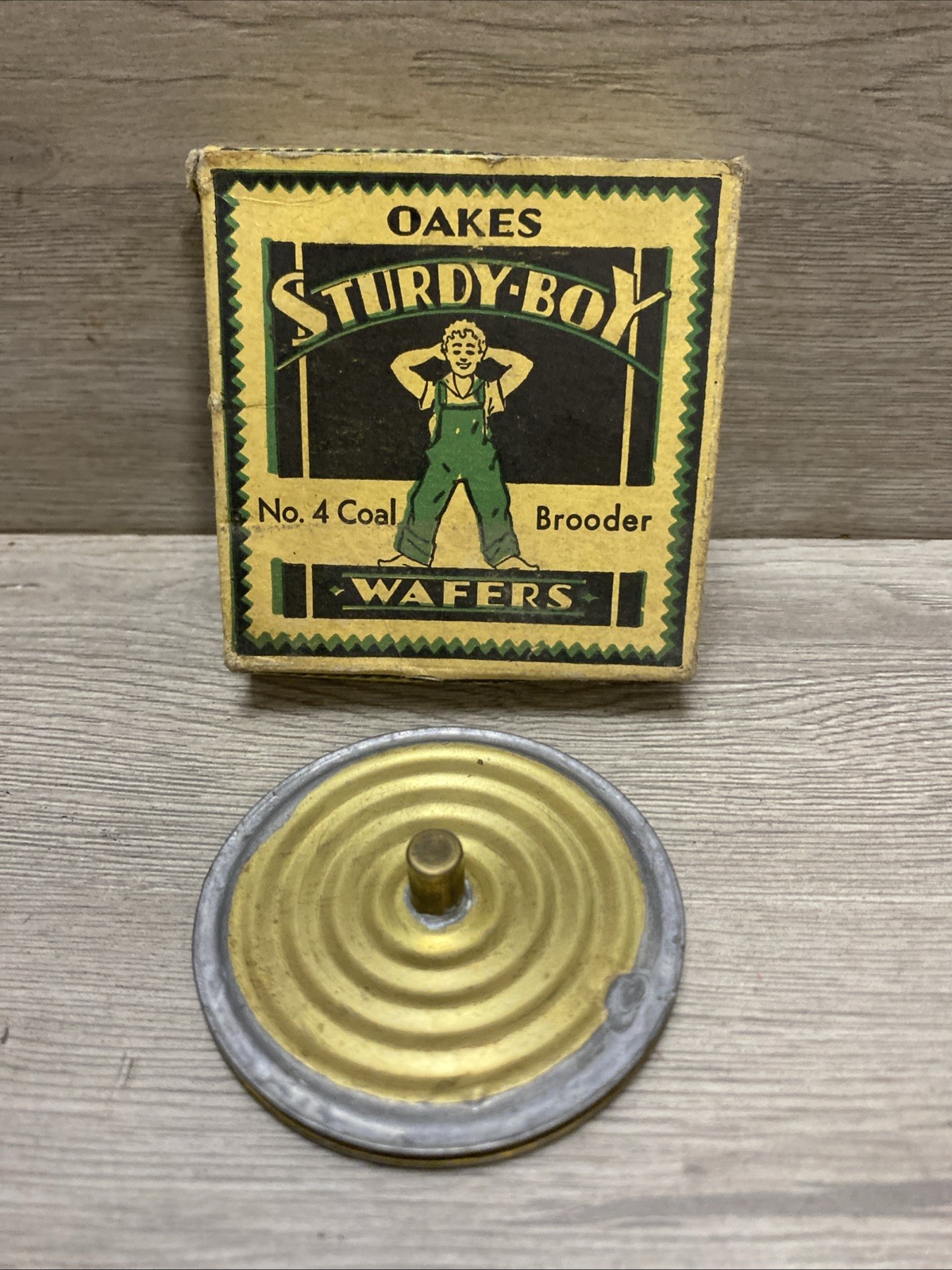 New Old Stock Oakes Sturdy Boy No. 4 Coal Brooder Wafer