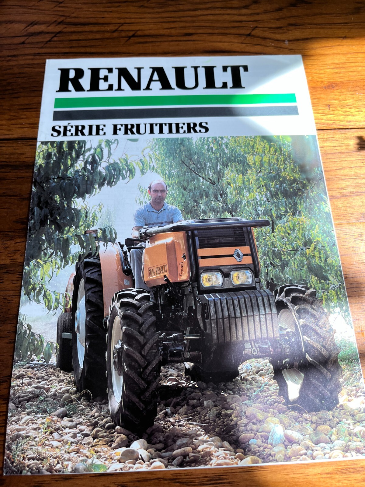Renault Fruit Series Tractor Brochure FCCA