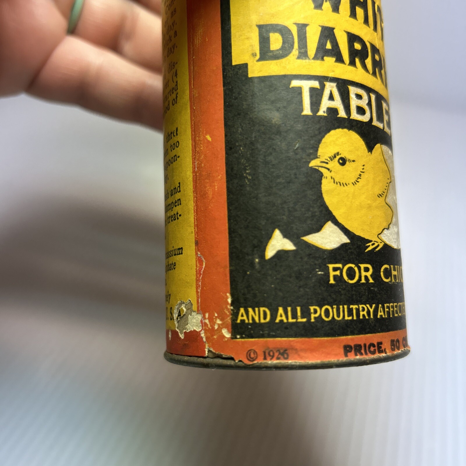 Antique 1926 Dr Hess White Diarrhea Tablets for Chicks, Farm Medicine Can ~ RARE