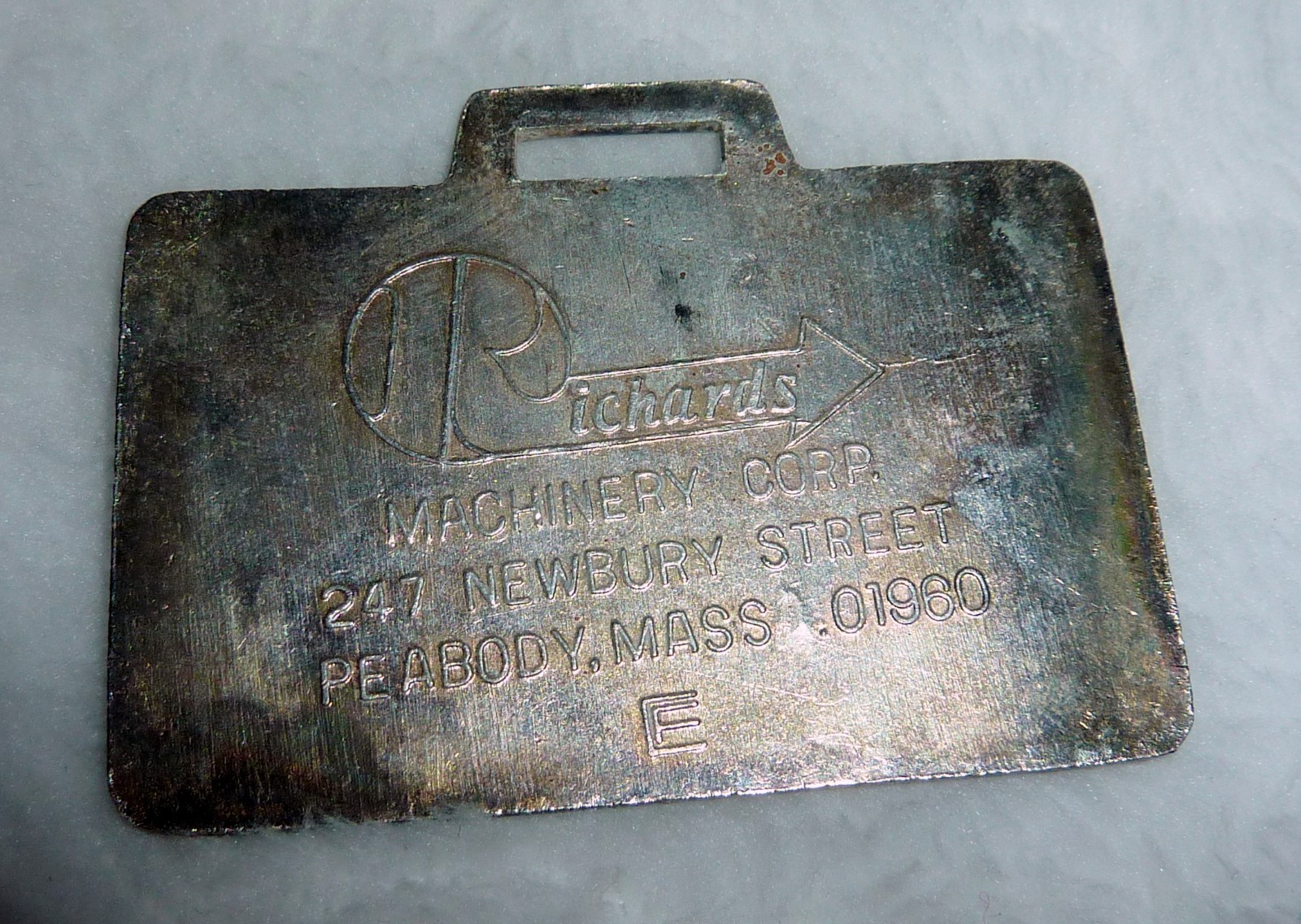 Vintage “Richards Machinery Corp.” / John Deere Dealer Badge – Peabody MA, Heavy