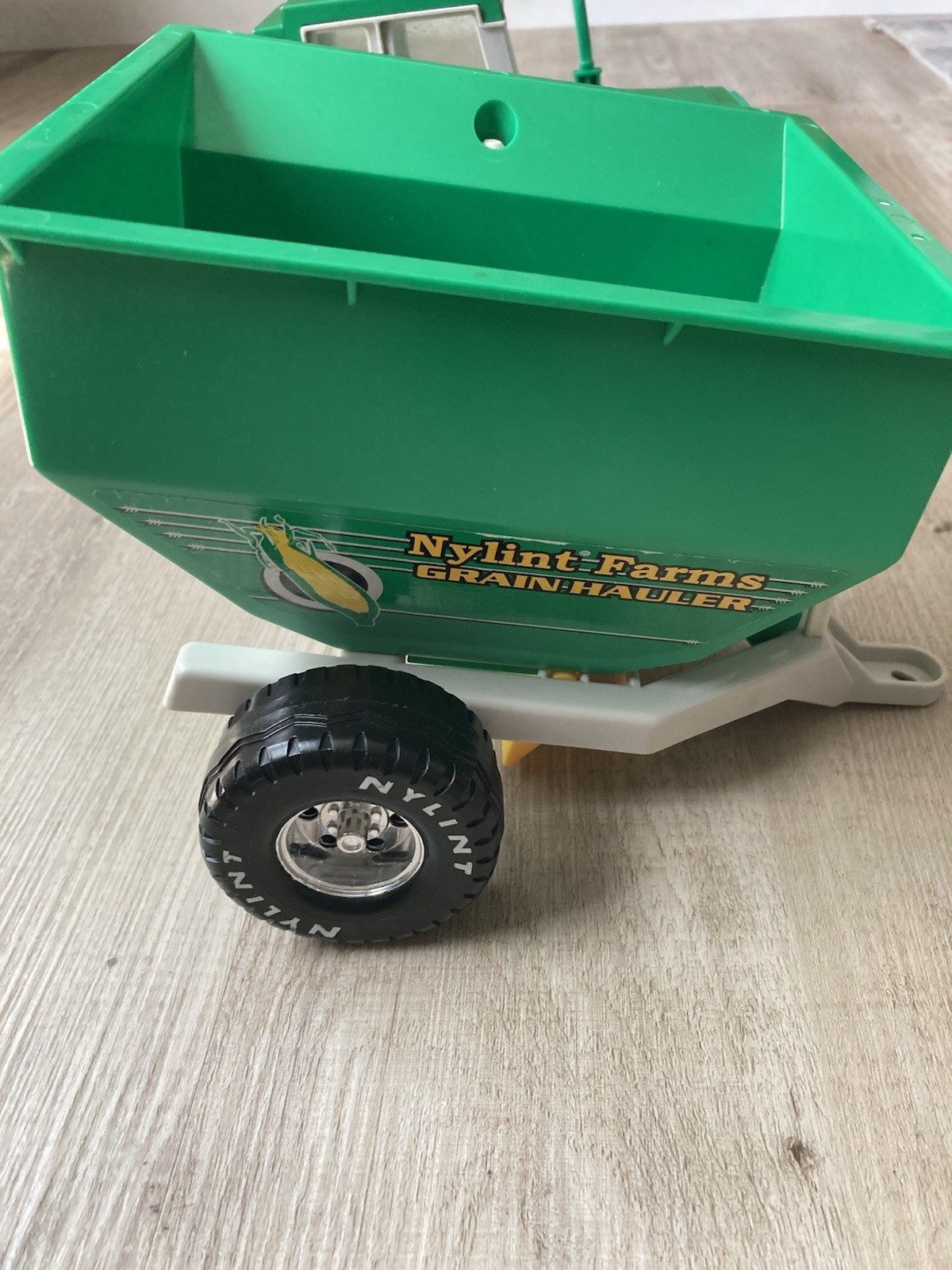 VINTAGE 1990s NYLINT FARMS TRACTOR & Grain Hauler FARM Vehicles