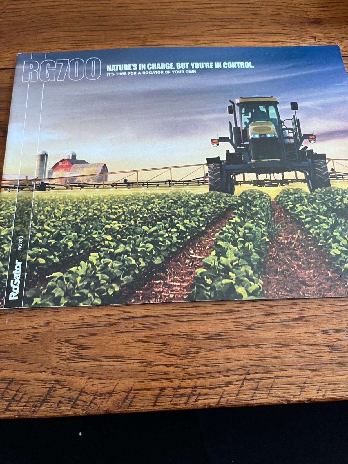 RoGator RG700 Sprayers Brochure AMIL22