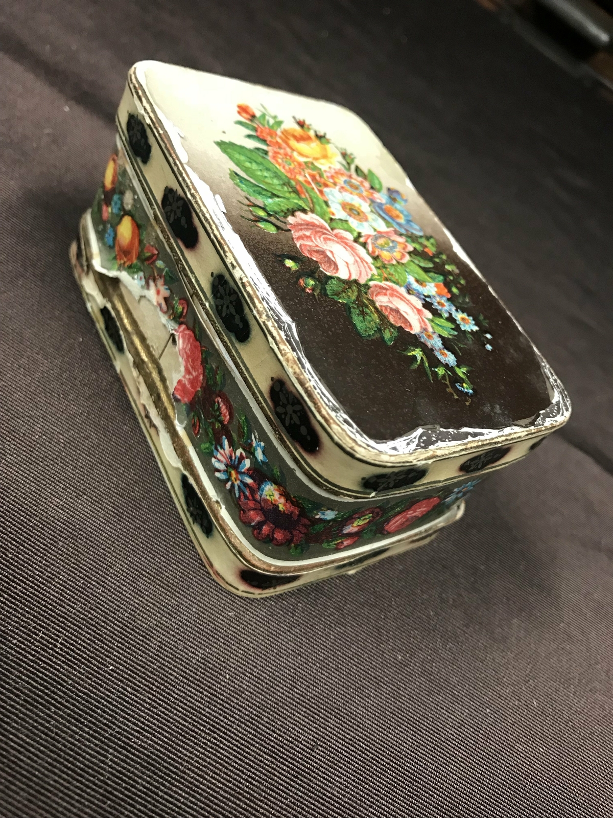 Old Vintage Beautiful Flower Cardboard Package