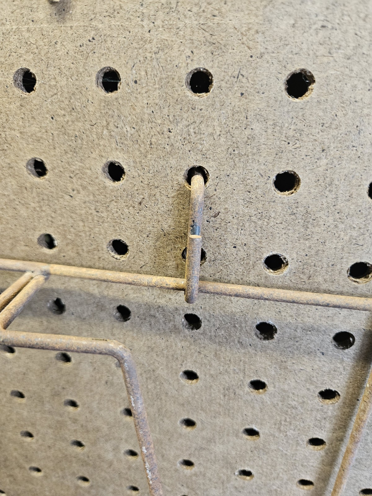 Starline Labor Saver Metal Pegboard Display Arm Hook w/Sign Plate barn cleaner