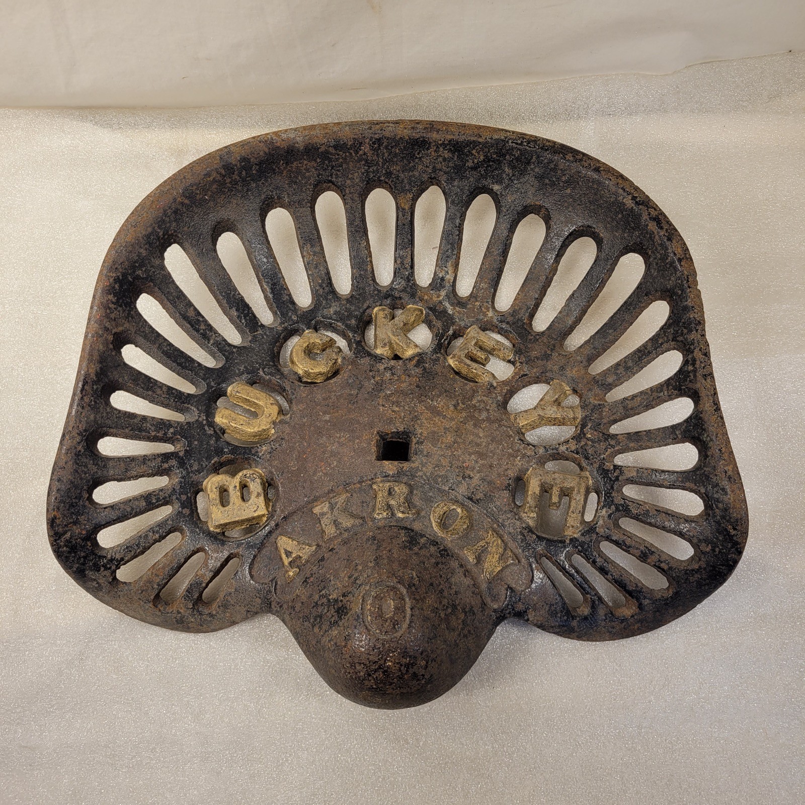 Rare Cast Iron Aultman Miller & Co. Buckeye Akron Farm Implement Tractor Seat