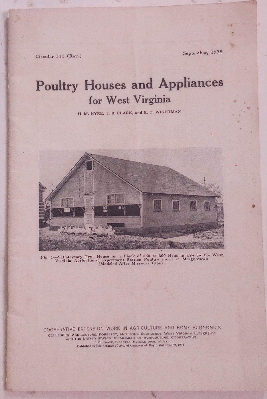 1938 Poultry Houses & Appliances For West Virginia Brochure/Booklet