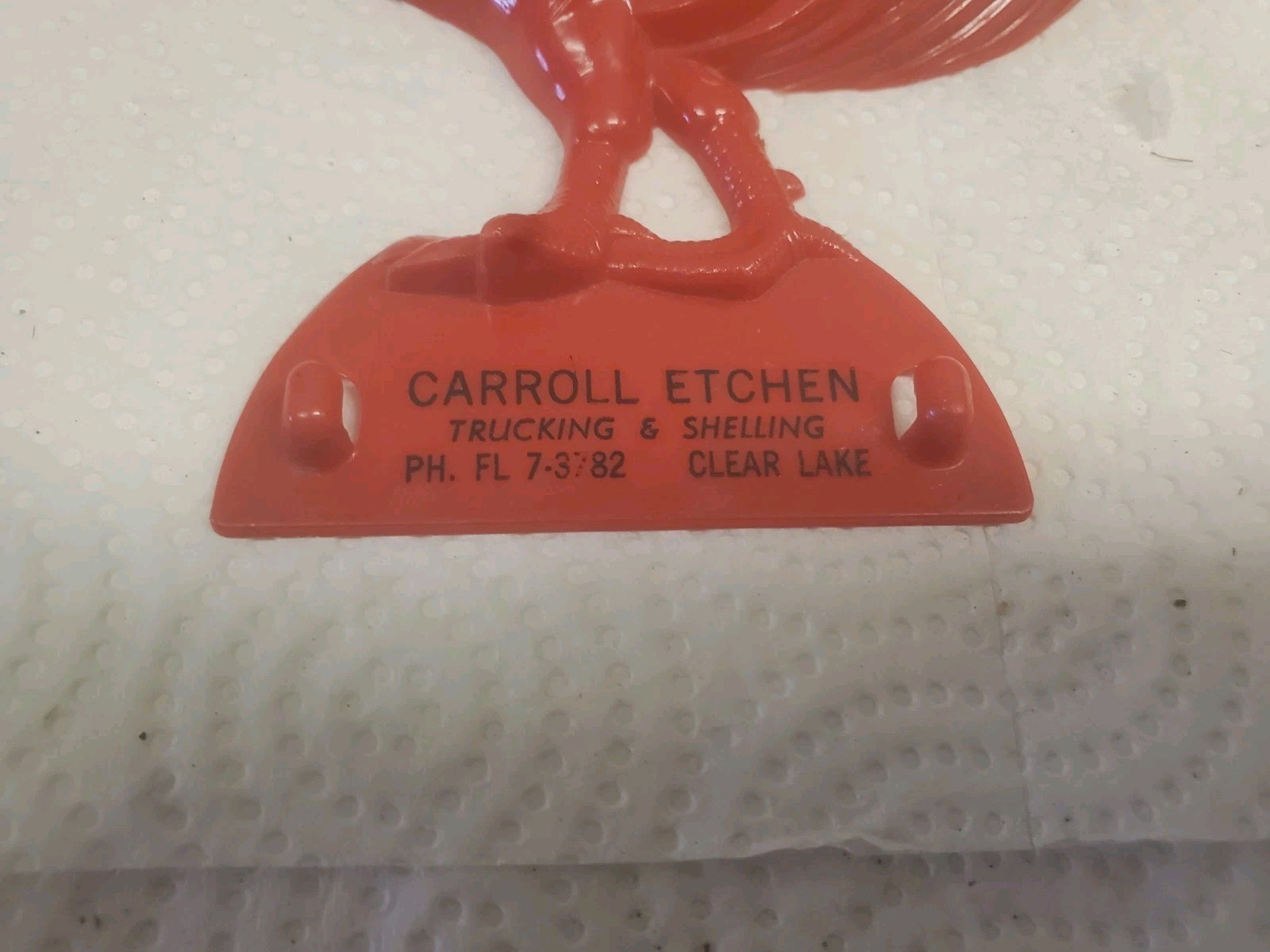 8&Prime; Red Plastic Rooster Spoon Holder Carroll Etchen Trucking Clear Lake Iowa