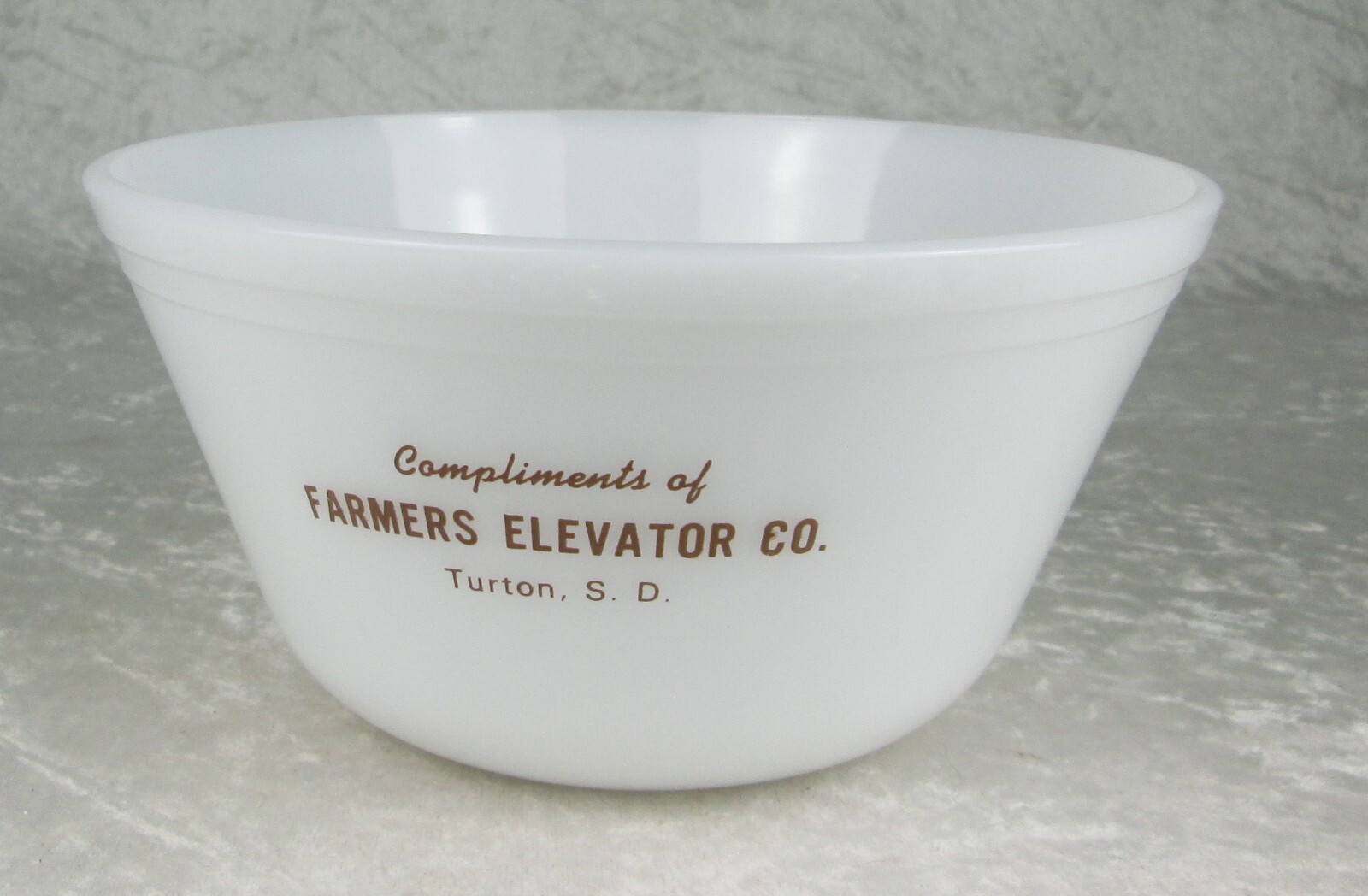 Federal Milk Glass Mixing Bowl Farmers Elevator Co. Turton S.D. South Dakota