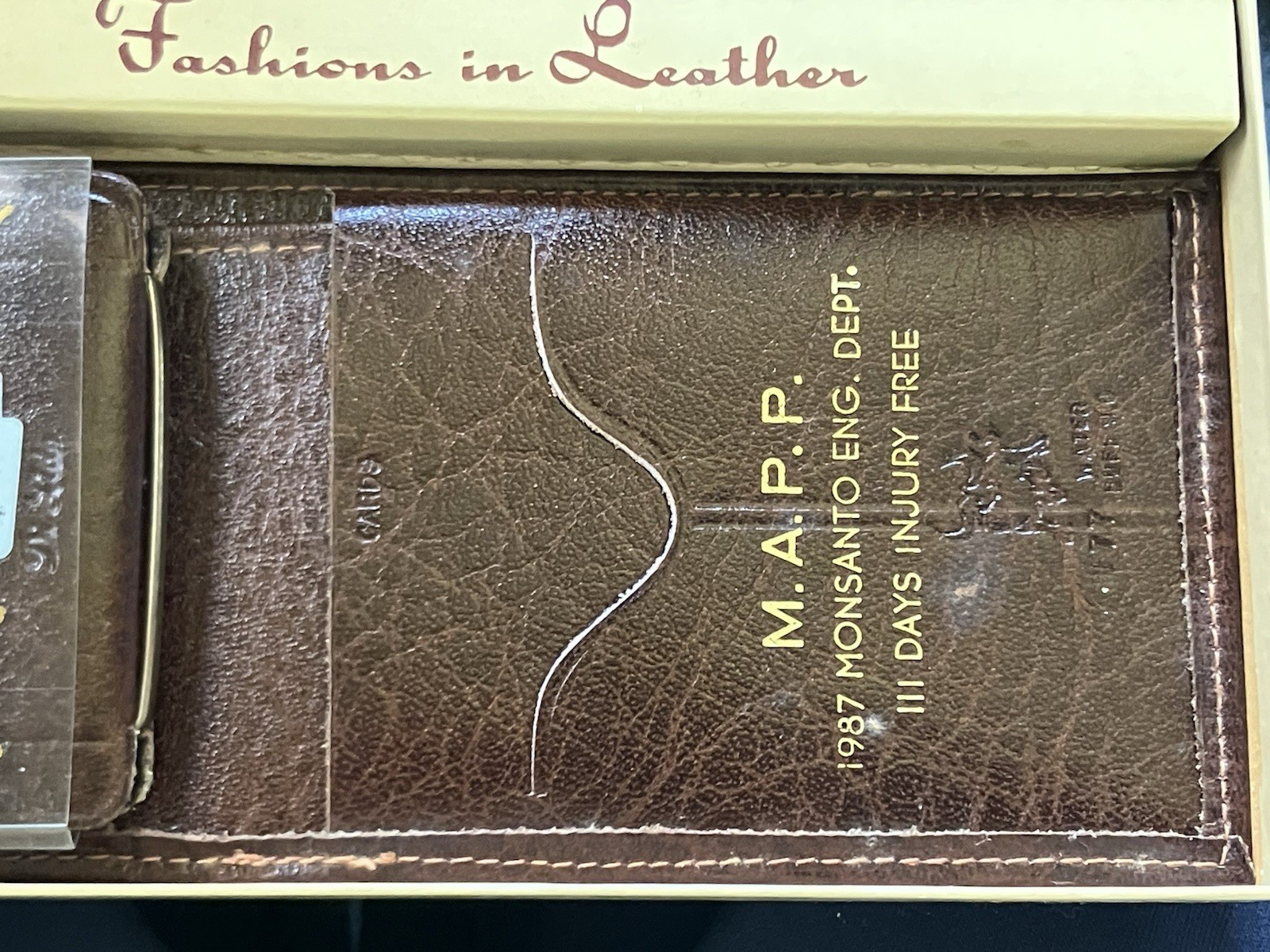 Vtg Water Buffalo Di Lido Monsanto Advertisement Leather Bi-Fold Wallet Brown