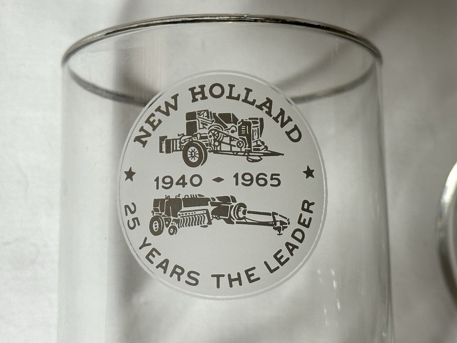 Vintage 1965 Sperry New Holland 25 Years The Leader Anniv. Glass ‘40-65 Set Of 8