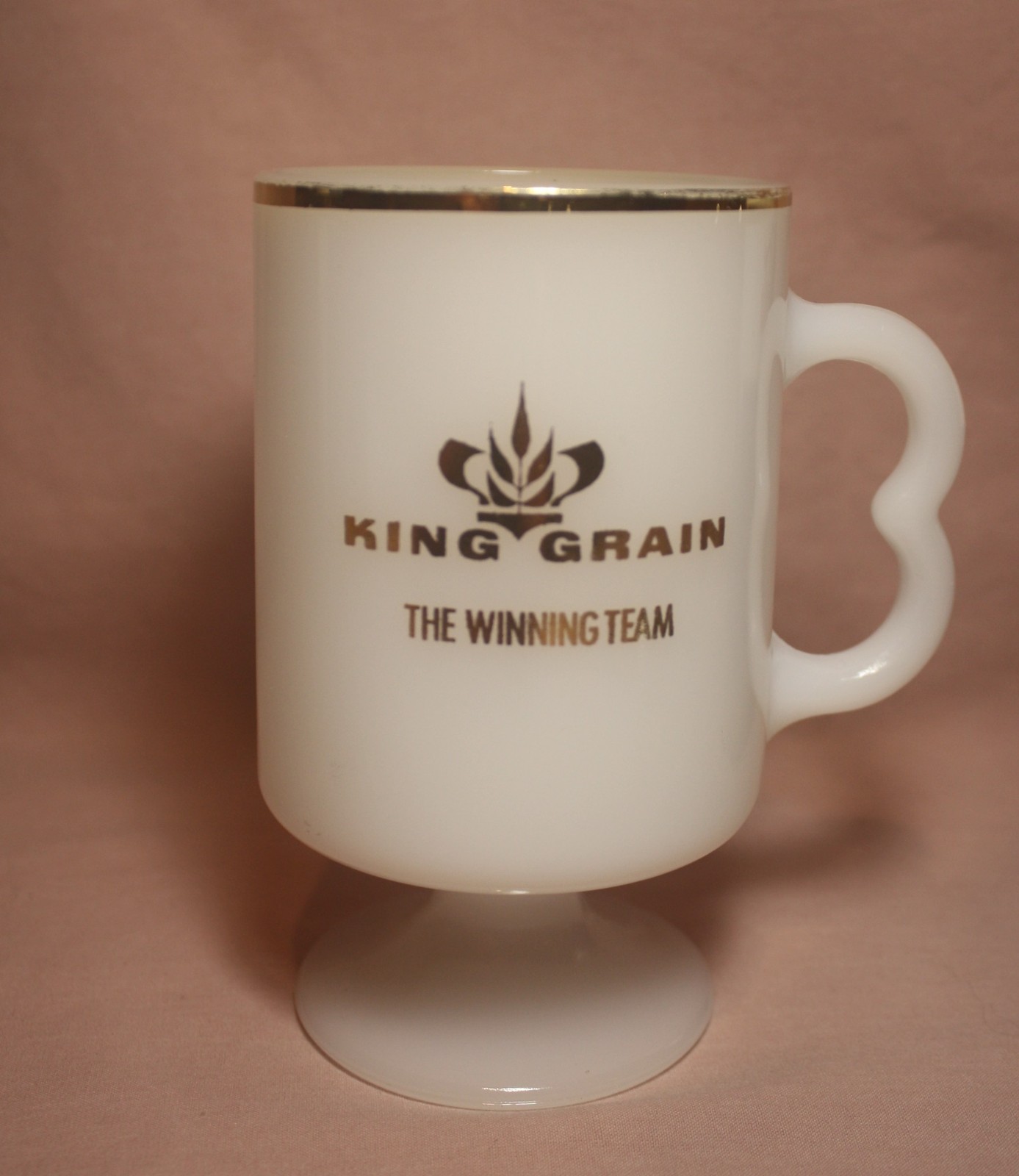 ADVERTISING KING GRAIN COFFEE CUP MUG THE WINNING TEAM WHITE MILK GLASS & GOLD