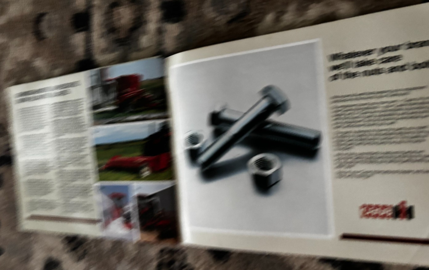 Case International Buyers Guide For 1985 Brochure DCPA26