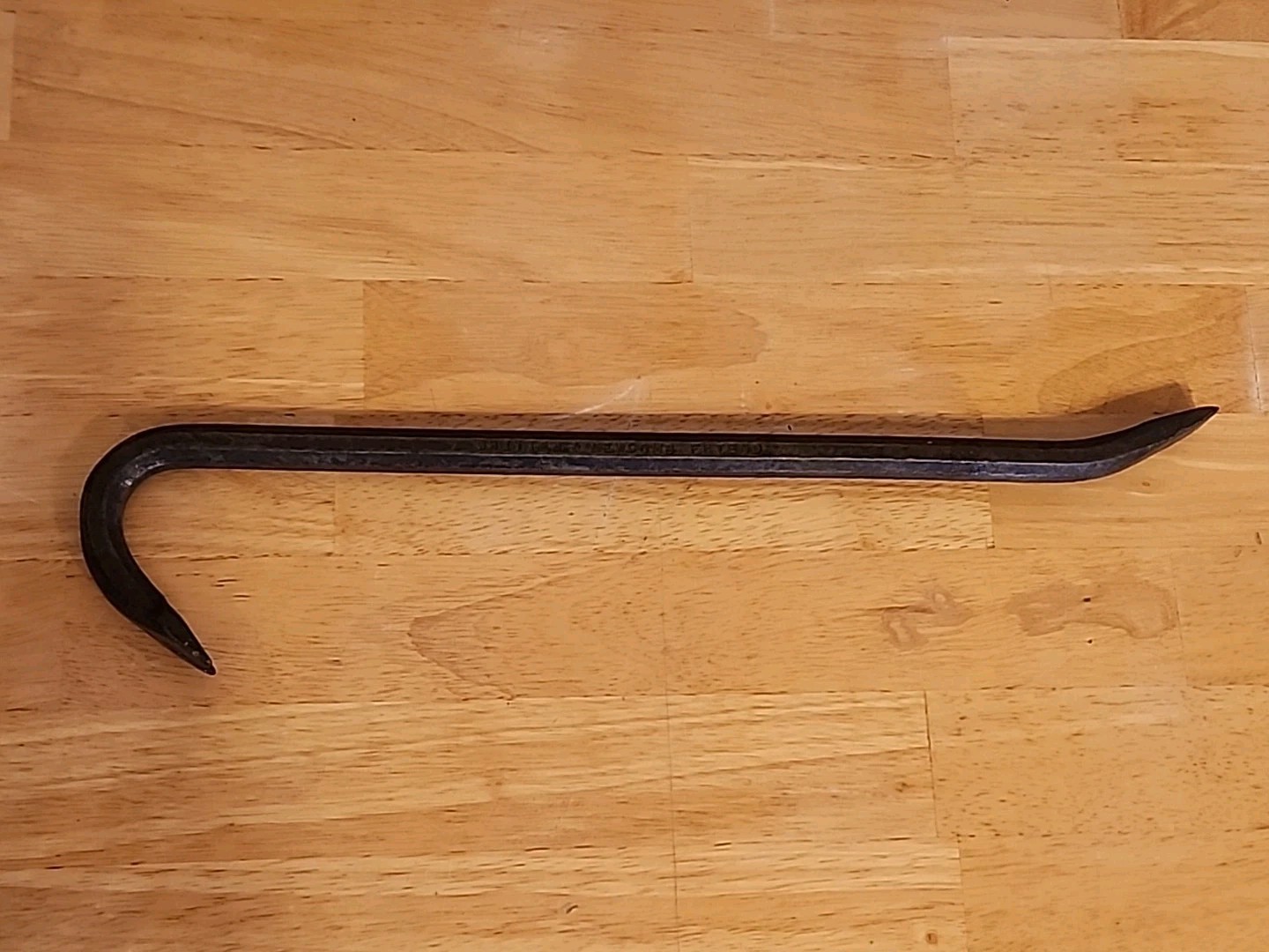 Whitten & Newcomb Friend NE Nebraska Advertising 17&Prime; Pry Bar Crow Bar