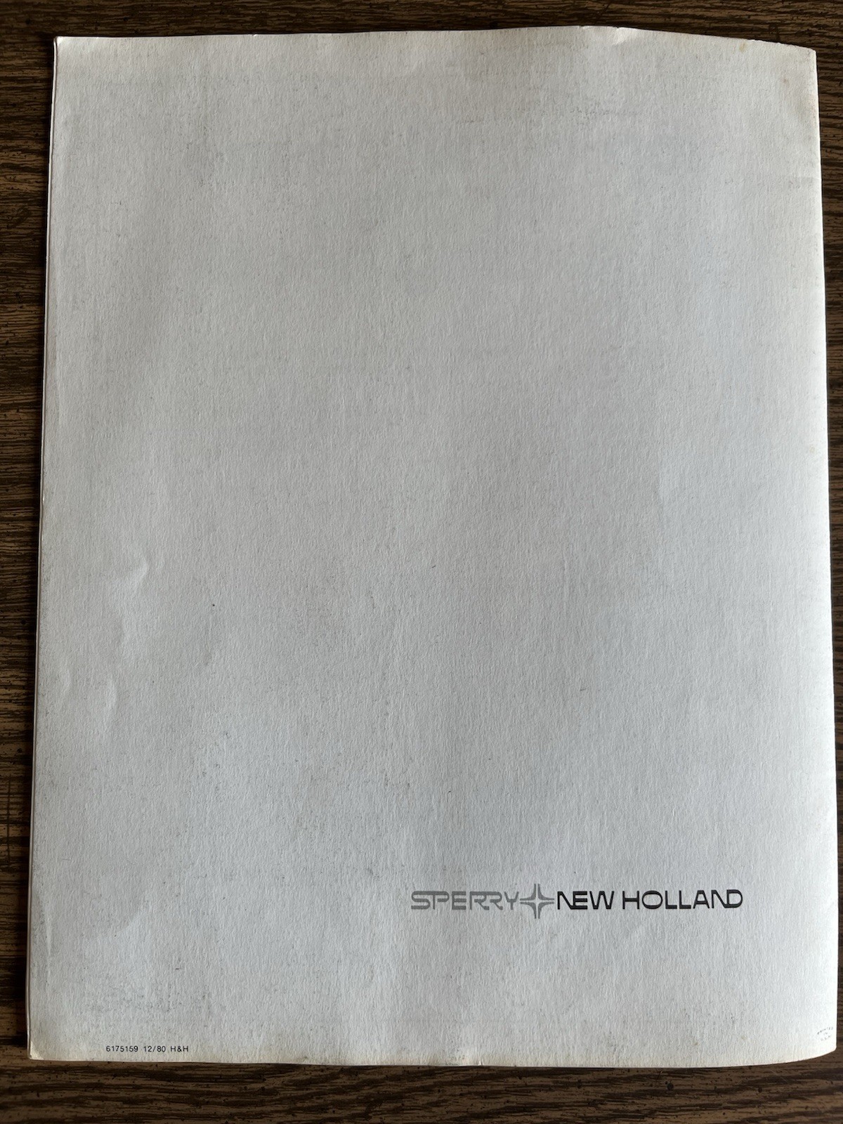 New Holland Equipment Buyers Guide Vol. 26 No. 7 Sales Brochure 1981