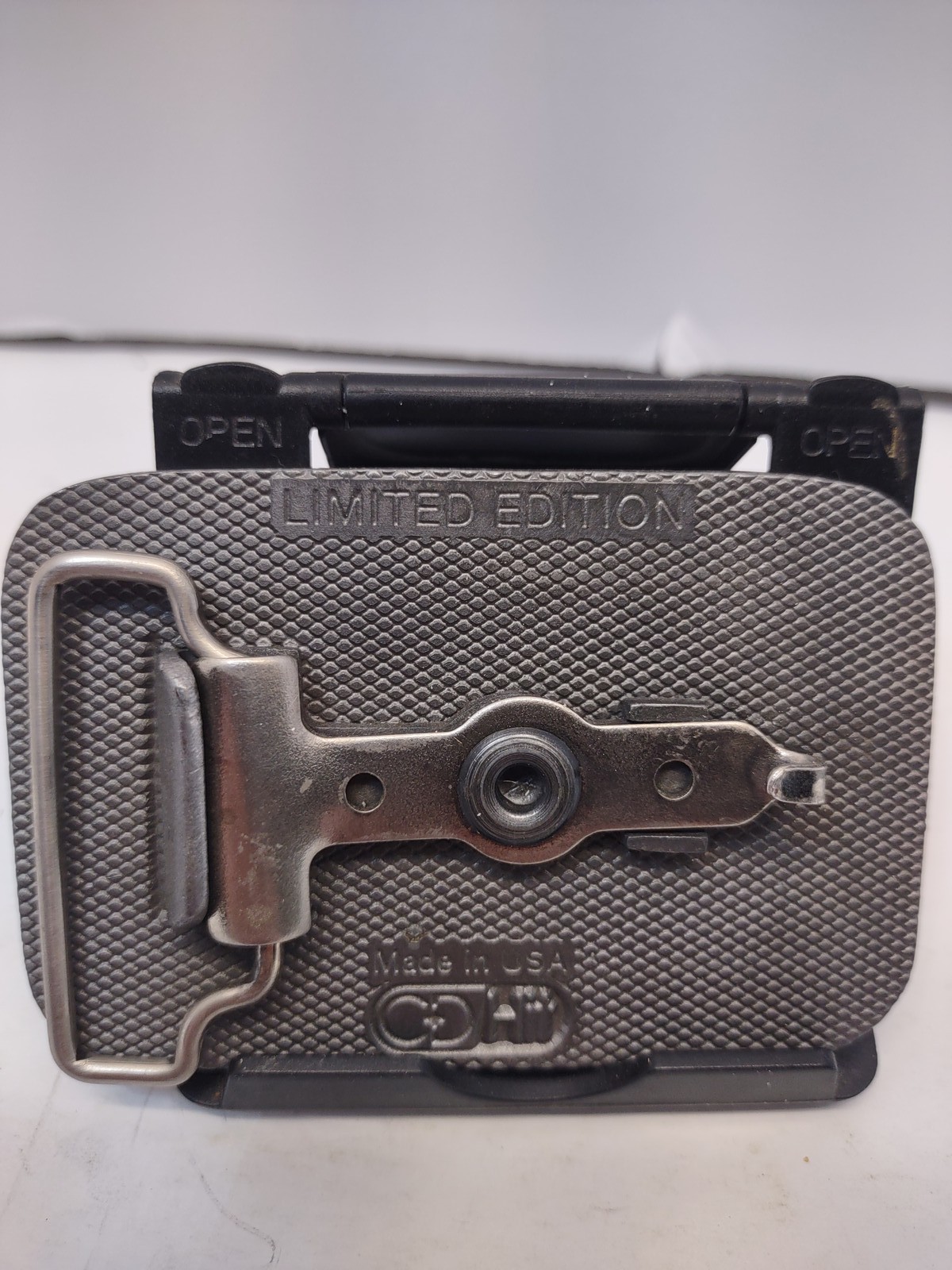 Vintage 1989 HY-CAPACITY Humboldt Iowa Limited Edition Belt Buckle Advertising
