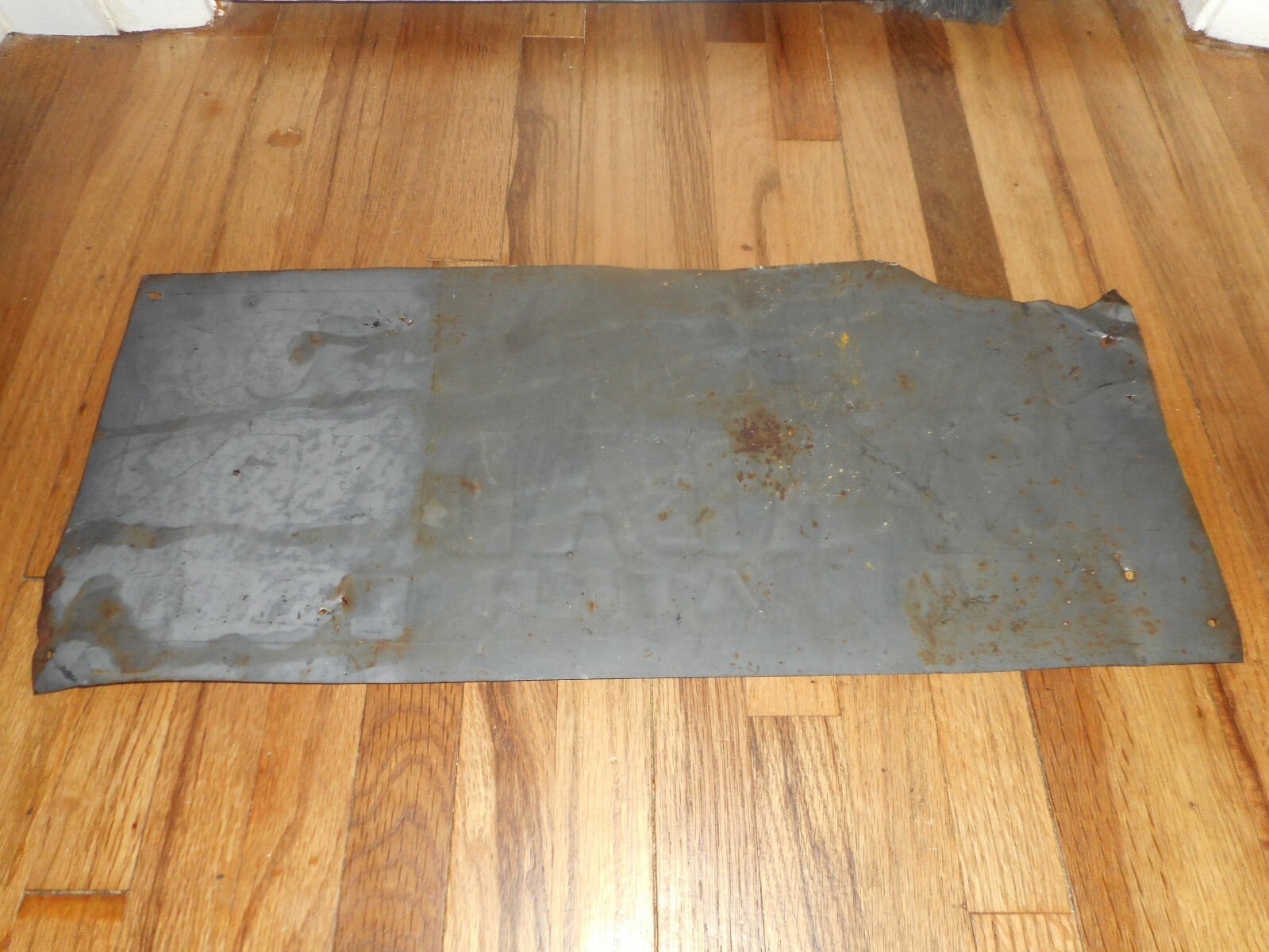 RARE Vintage NISCO NEW IDEA MANURE SPREADER Farm COLDWATER OHIO Advertising SIGN