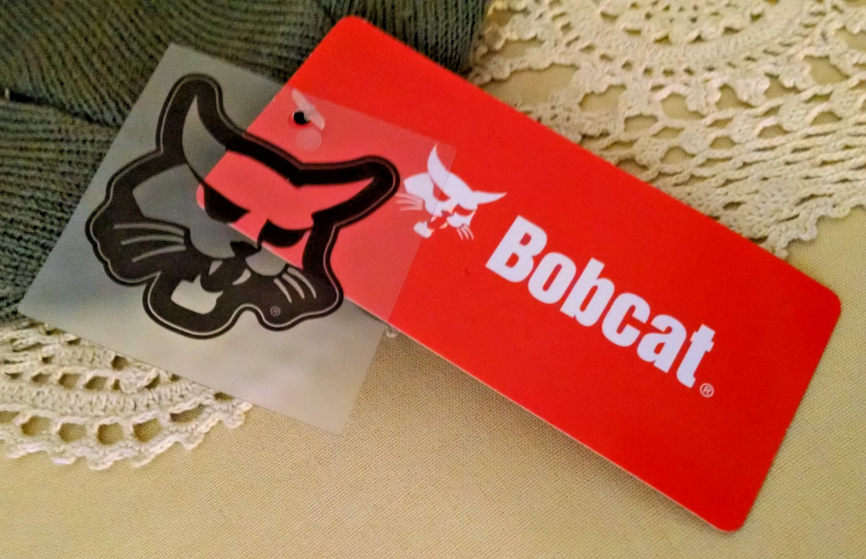 Bobcat Hat New Skull Knit Gray Darker Gray Logo Embroidered NWT OSFM Winter Cap