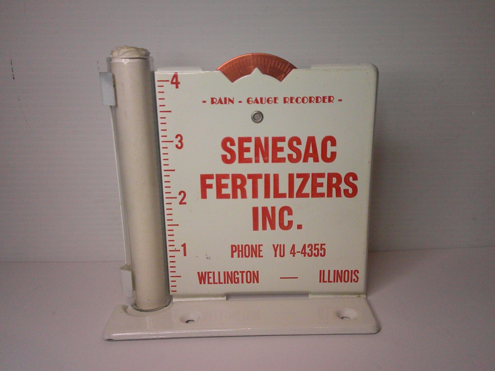 Metal outdoor advertising rain gauge w/ inst. Senesac Inc. Wellington, Ill. Z150