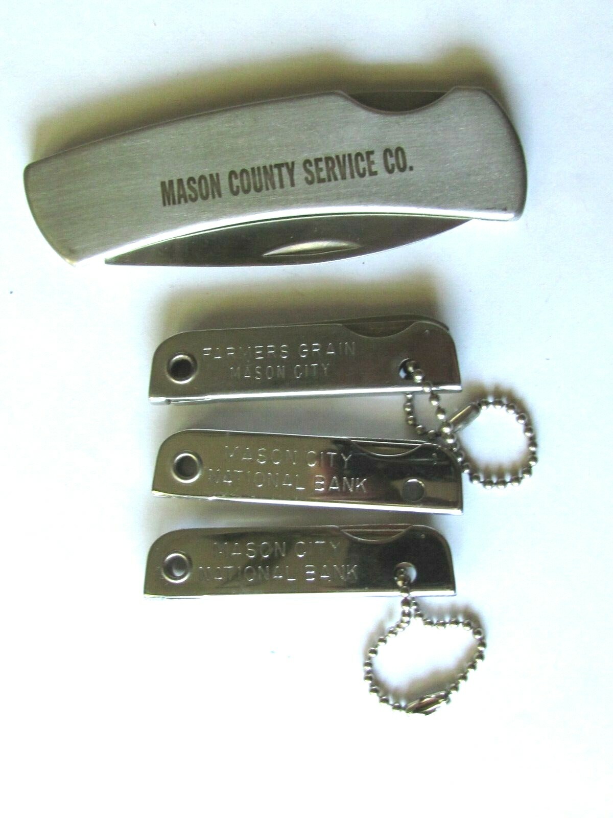 MASON CITY ILL 3 KEY RING KNIVES FARMERS GRAIN – BANK , POCKET MASON COUNTY SERV